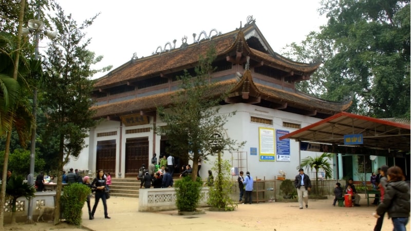 Những kinh nghiệm du lịch đền mẫu Đông Cuông