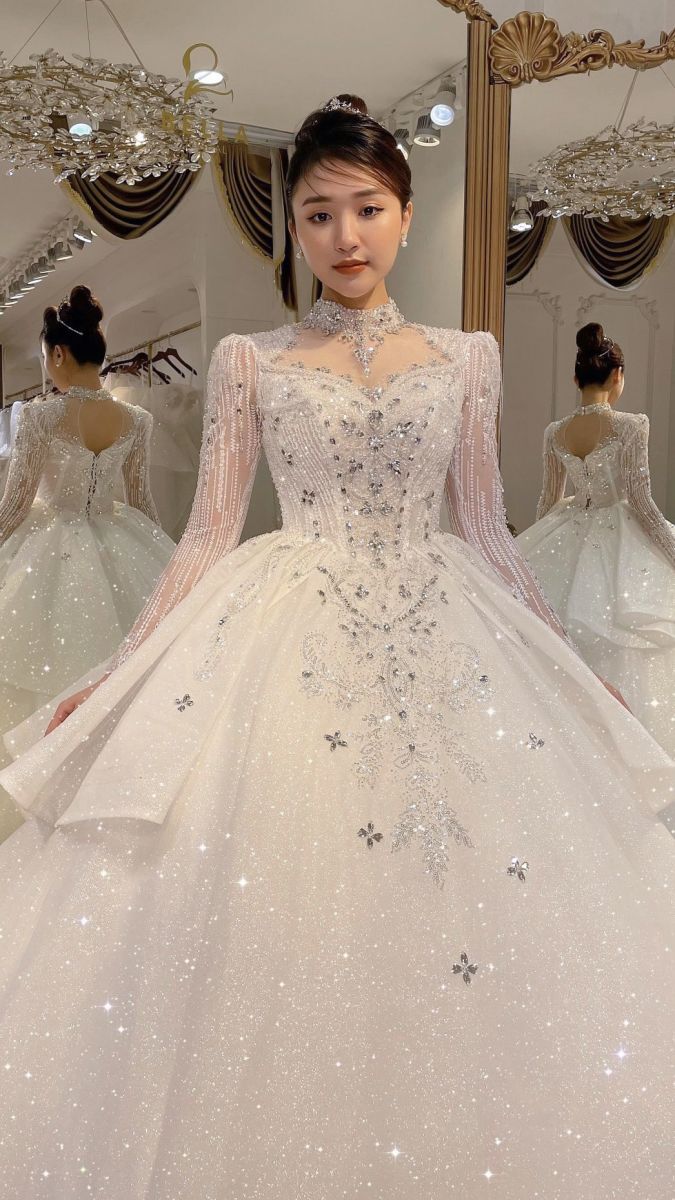 5 mẫu váy cưới đẹp nhất năm 2023 dành cho cô dâu